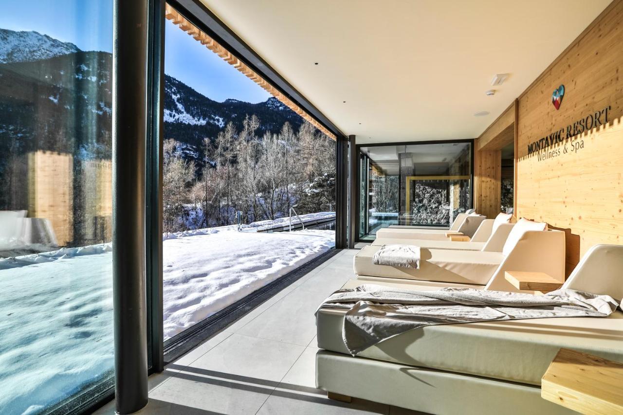 Silou Retreat Hotel Champdepraz Bagian luar foto